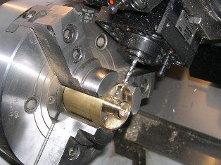 Fura&ccedil;&atilde;o sincronizada CNC